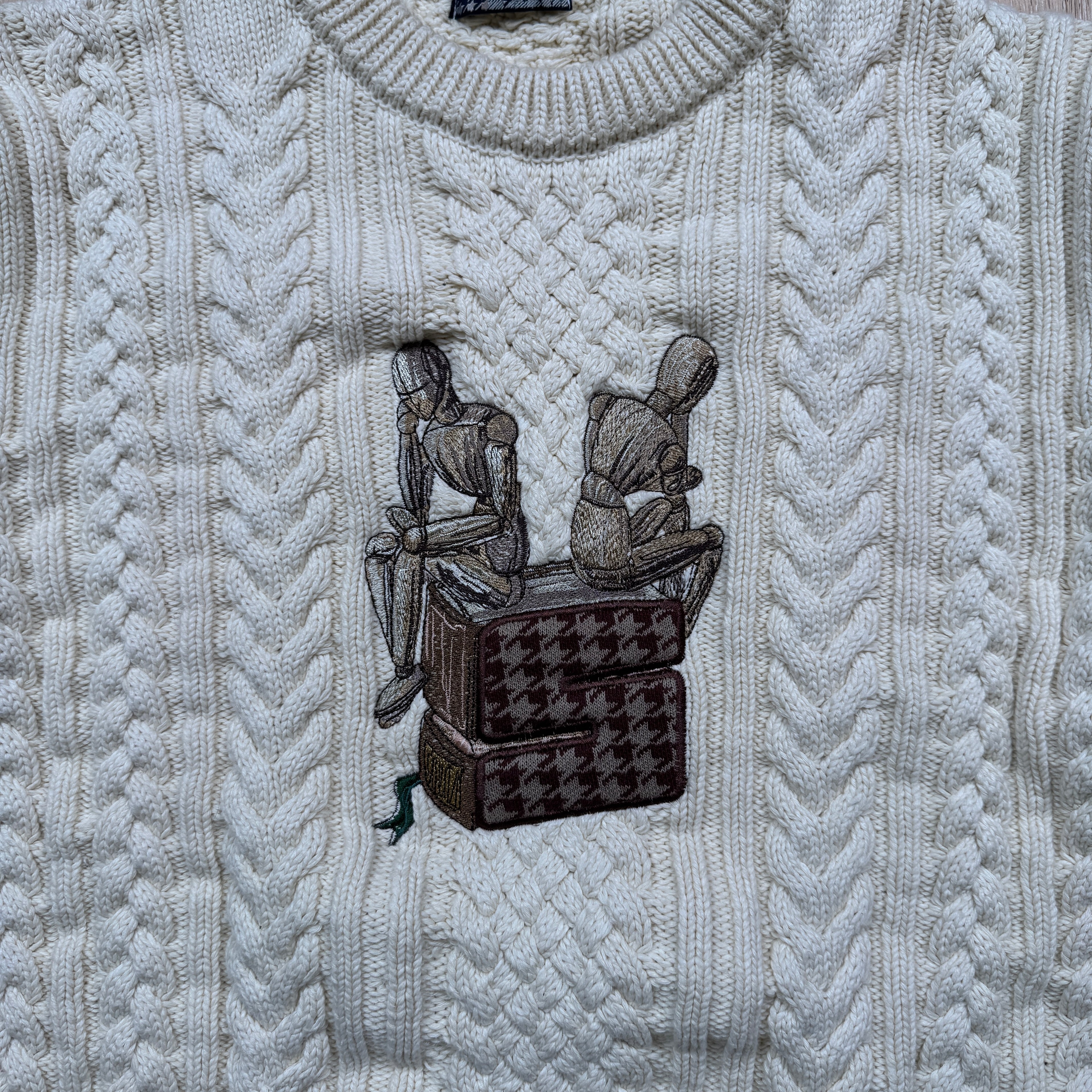 Derschuetze Knitted Sweater