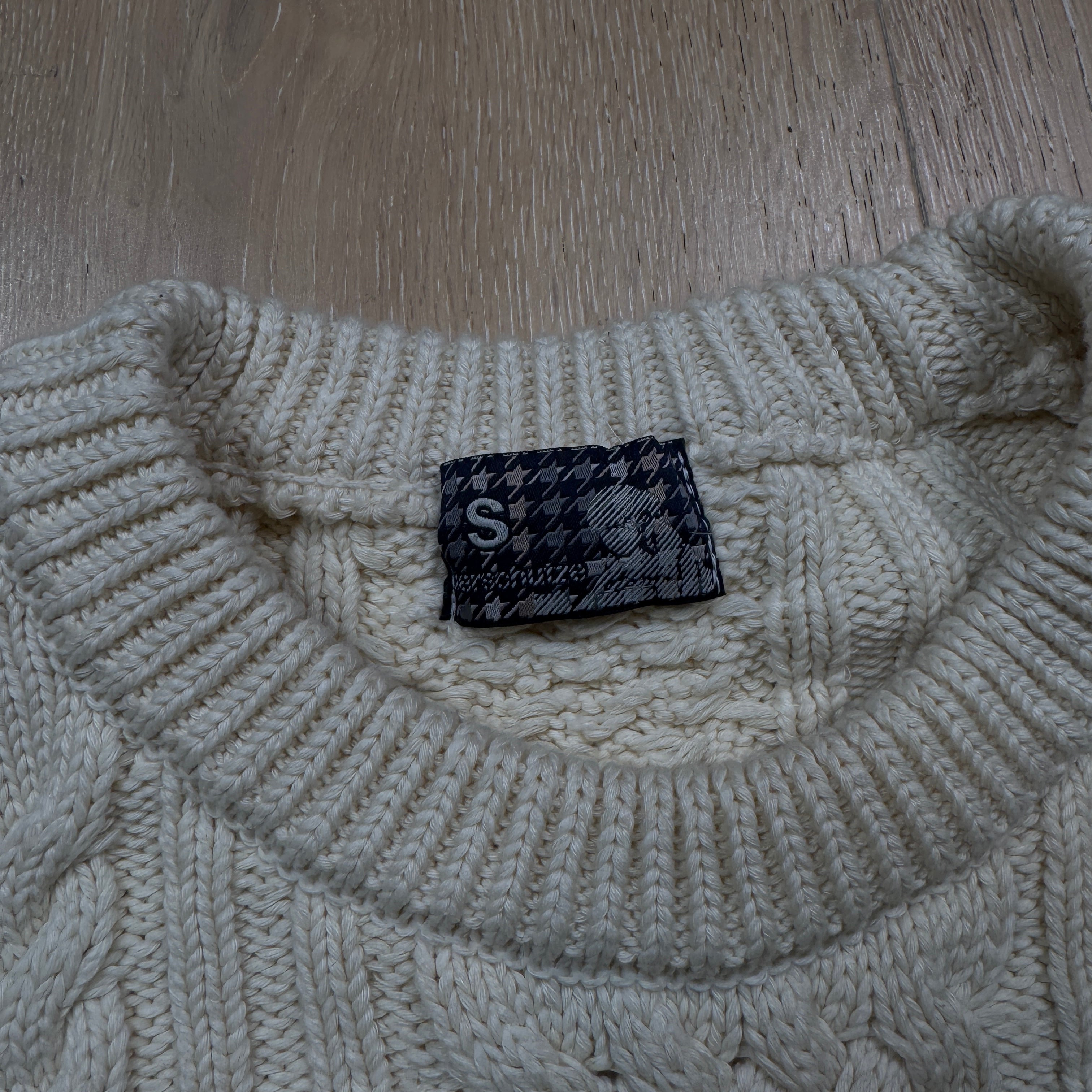 Derschuetze Knitted Sweater
